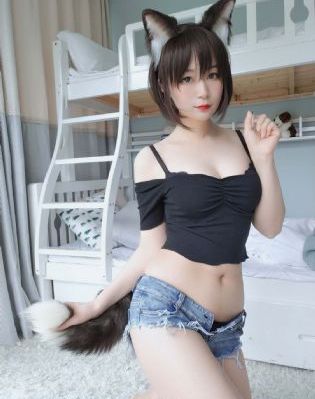 年轻胸大的阿韩国_高清完整版