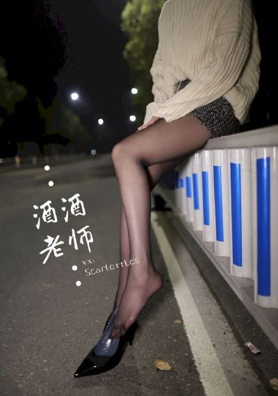 办公室撞击着旗袍美妇的肉体视频_1080P完整视频观看